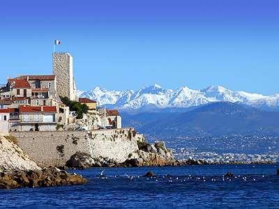 2 Bedroom Modern Apartment In Antibes With Sea View Exterior foto